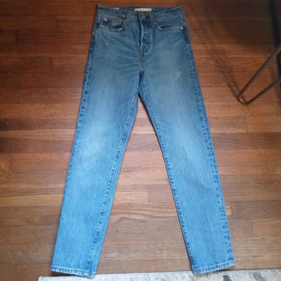 LEVI'S wedgie jeans in these dreams (sz25) - Picture 4 of 16